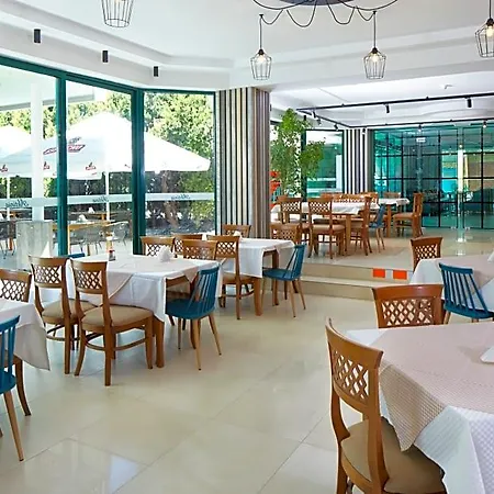 Aktinia Hotel